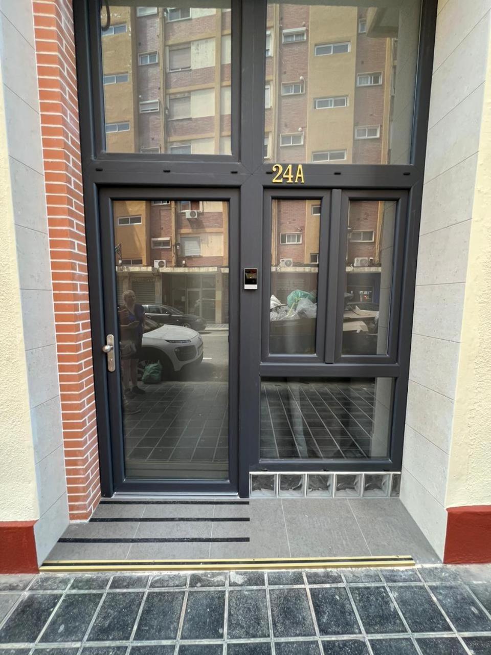 Aparthotel Carcaixent 24 Walencja Zewnętrze zdjęcie